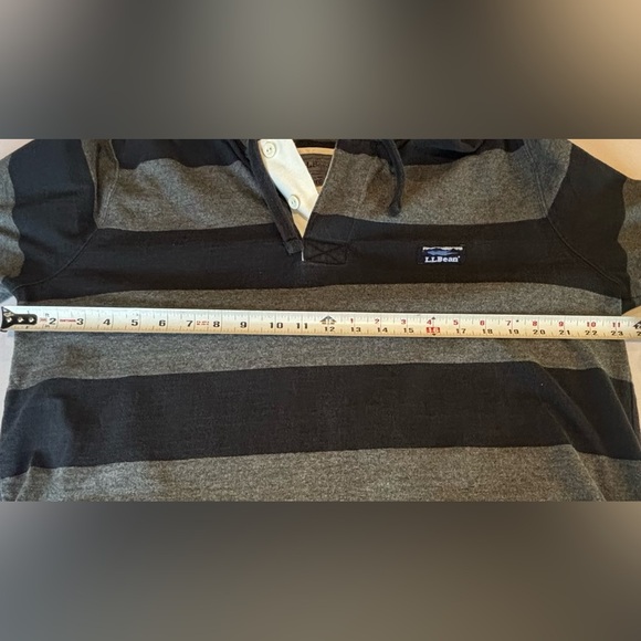 L.L. BEAN Men’s Long Sleeved Hooded‎ Black & Grey Striped Shirt w/ Buttons Large - Picture 3 of 11